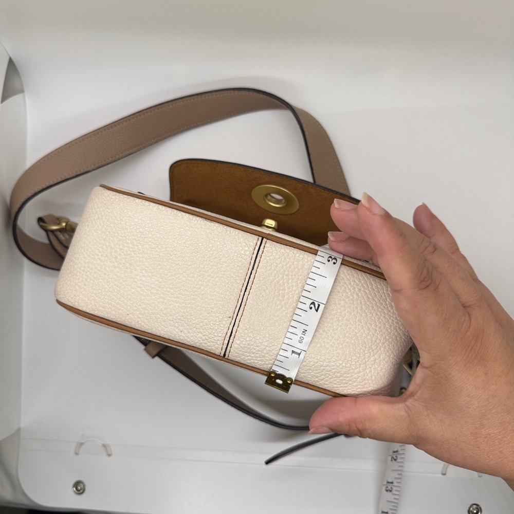 Coach Cream and Tan Crossbody Bag - Picture 5 of 17